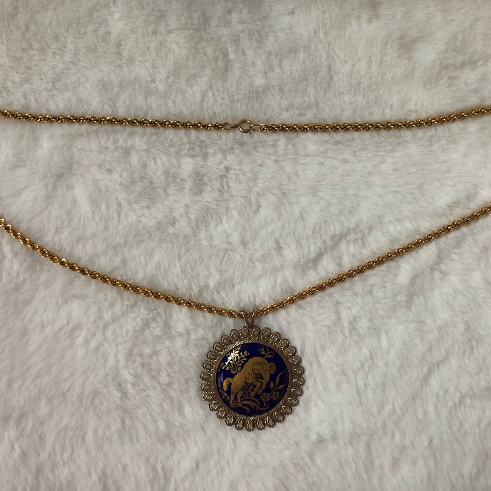 Zodiac Necklace - Picture 3 of 3
